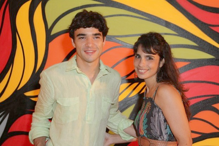 Caio Blat e Maria Ribeiro curtem show no Rio de Janeiro