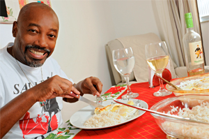 Nando Cunha mostra sua porção chef com uma receita de linguado 