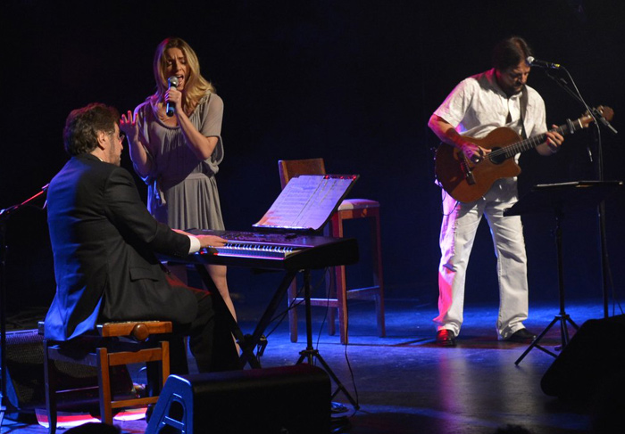 Letícia Spiller canta músicas de Elis Regina no Rio de Janeiro