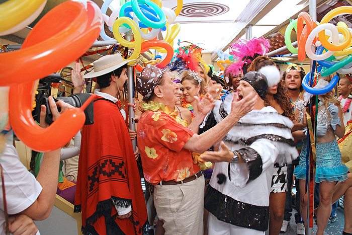 Zorra Total mantém formato em seu especial de Carnaval e ganha roupagem diferente