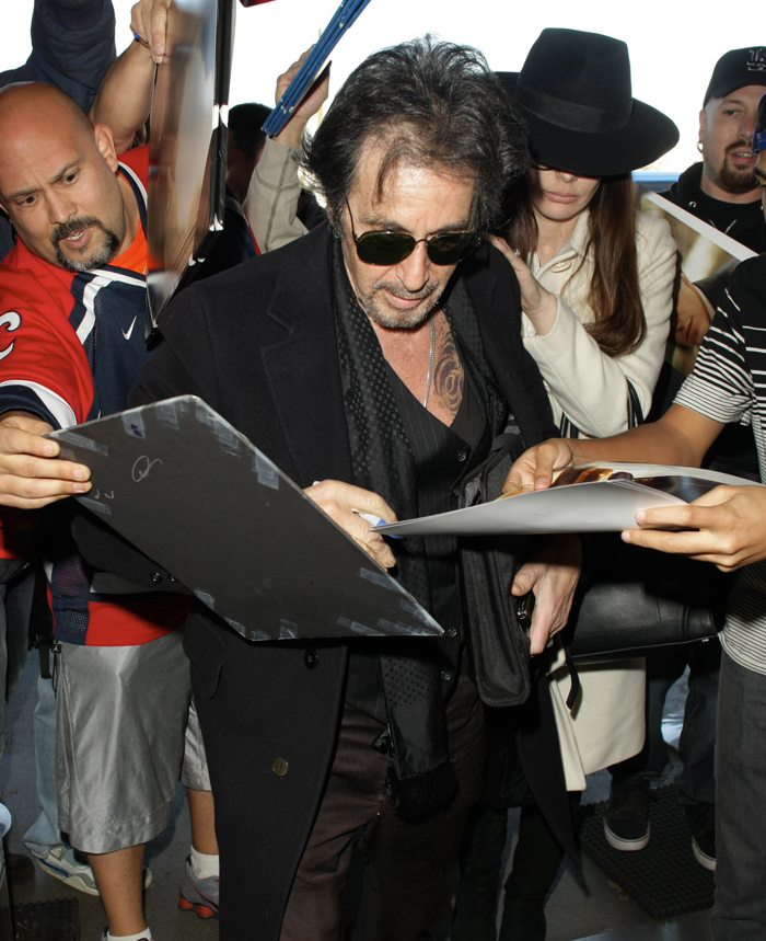 Al Pacino provoca tumulto em aeroporto nos EUA