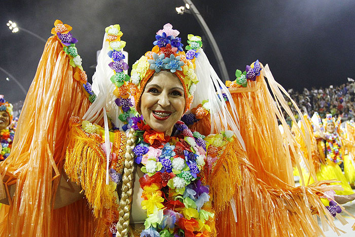 Confira como foi o desfile da Rosas de Ouro