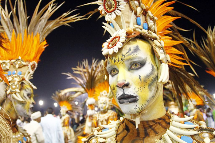 Confira o desfile da Império de Casa Verde