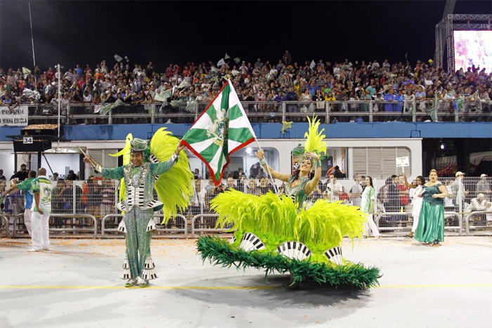 Confira o desfile da Império de Casa Verde