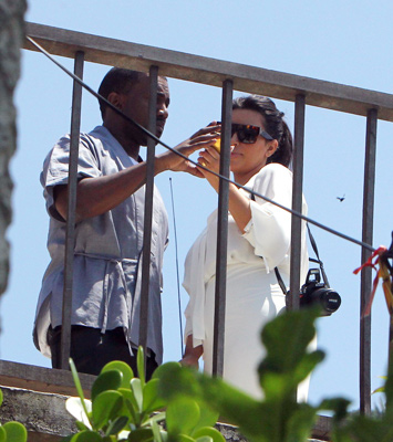 Kanye West e Kim Kardashian no Vidigal
