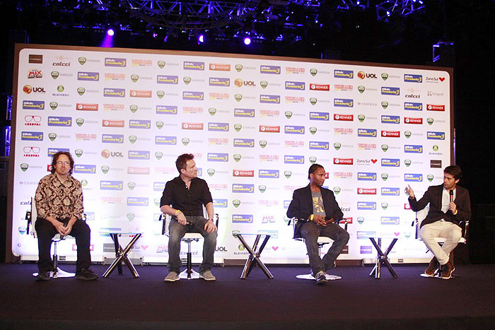 O elenco deu uma coletiva de imprensa no Rio de Janeiro