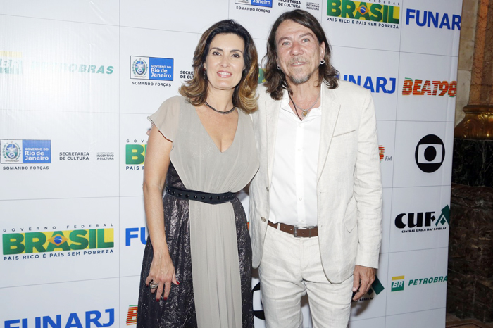 Fernanda Lima comanda prêmio da Central Única das Favelas, no Rio