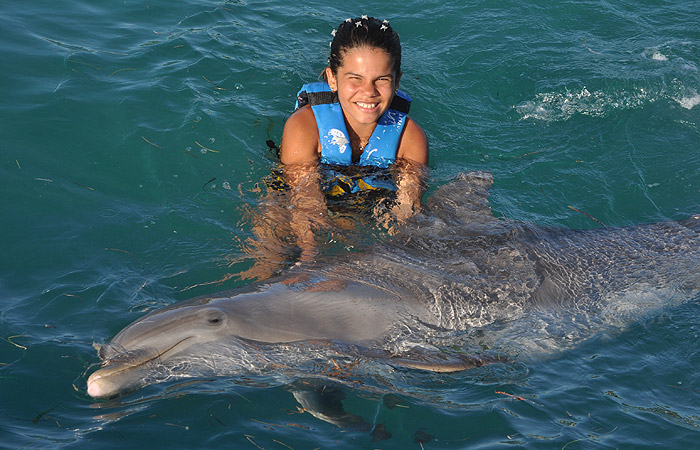 Laura Barreto curte férias em Cancun