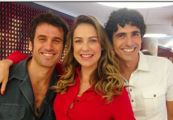 Luana Piovani posa com Eriberto Leão e Reynaldo Gianecchini