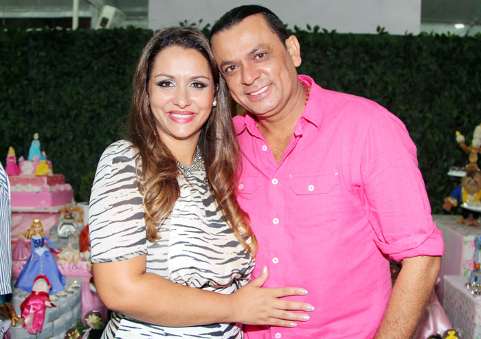 Frank Aguiar e sua esposa, Aline Rocha