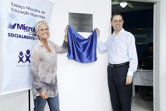 Xuxa participa de inauguração de escola profissionalizante em sua fundação