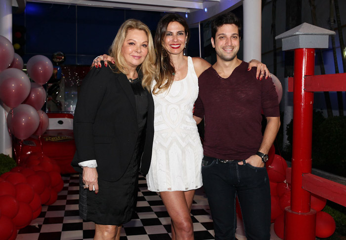 Vera Gimenez com os filhos Luciana e Marco Antônio