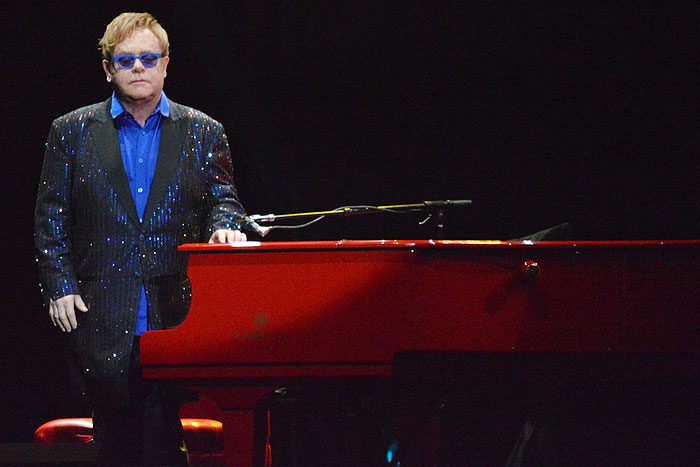 Elton John em Pernambuco - Veja as Fotos