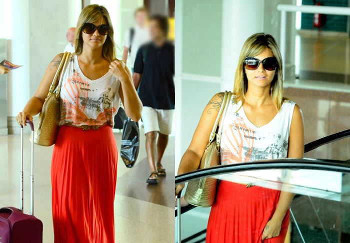 Kelly Key passa por aeroporto do Rio com look verão