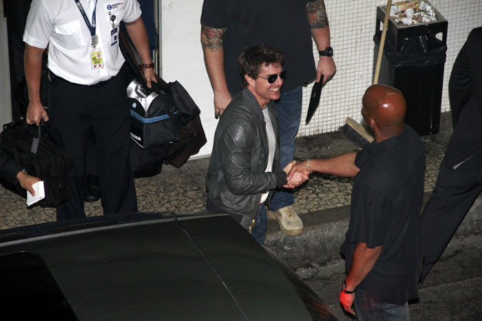 Tom Cruise chega ao Rio de Janeiro para divulgar filme