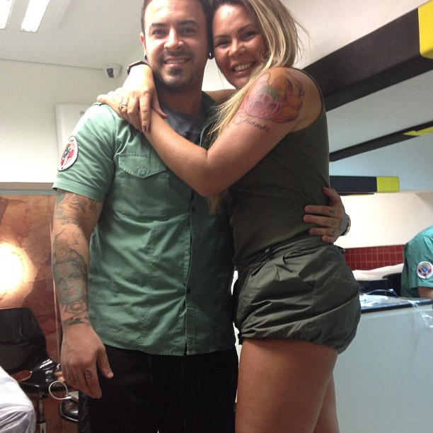Cristina Mortágua faz tatuagem enorme nas costas O Fuxico famosos