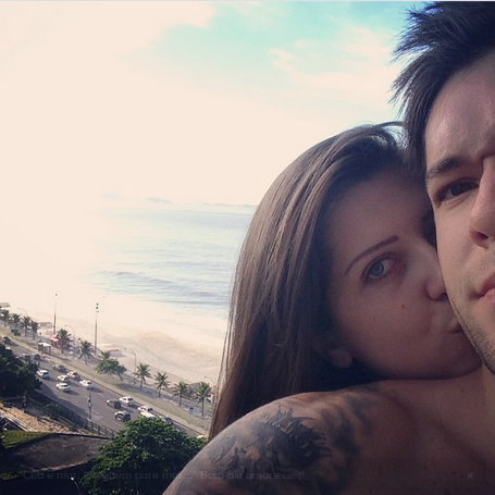  Ex-BBBs Andressa e Nasser acordam juntinhos no Rio de Janeiro