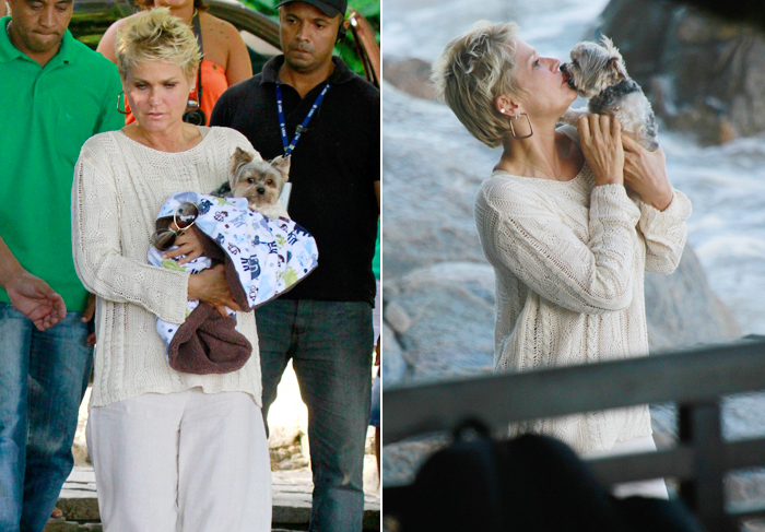 Xuxa grava programa em praia com o seu cachorrinho