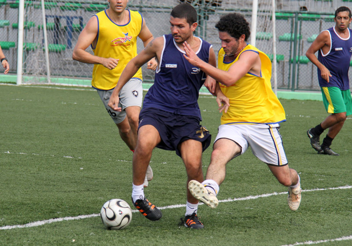  Atores já treinam para o campeonato mundial de futebol dos artistas