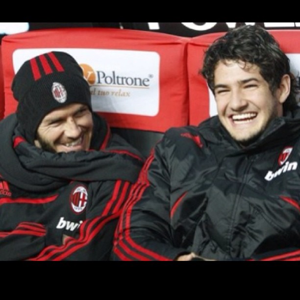 Alexandre Pato dá parabéns a David Beckham