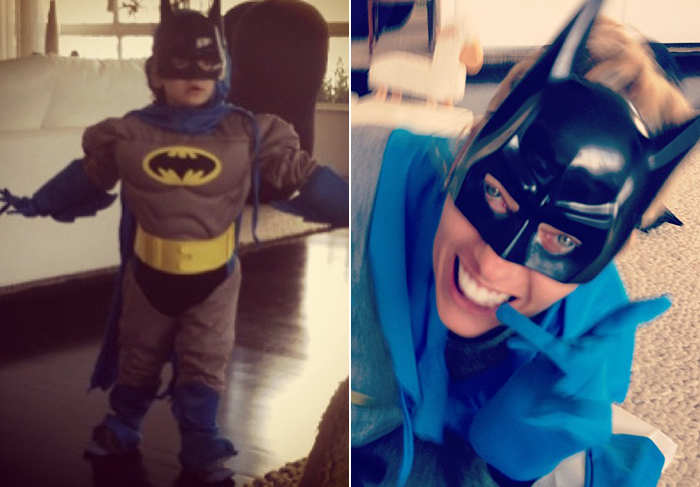 Adriane Galisteu se fantasia de Batman em brincadeira com o filho