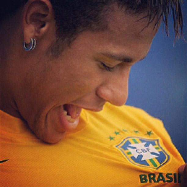 Neymar agradece escalação para Seleção Brasileira