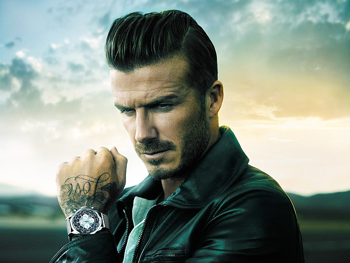 David Beckham anuncia que vai pendurar as chuteiras, literalmente 