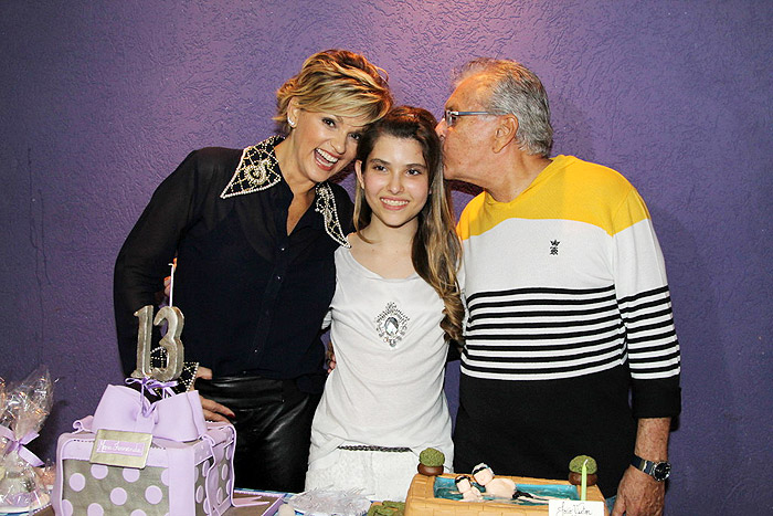 Andrea Nobrega e Carlos Alberto com Maria Fernanda