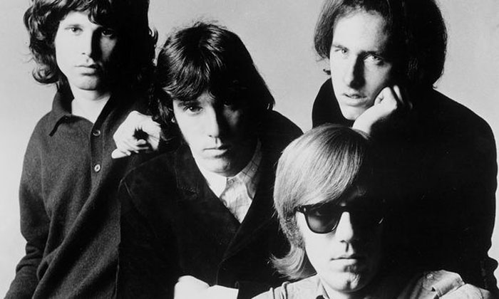 Morre co-fundador da banda de rock The Doors