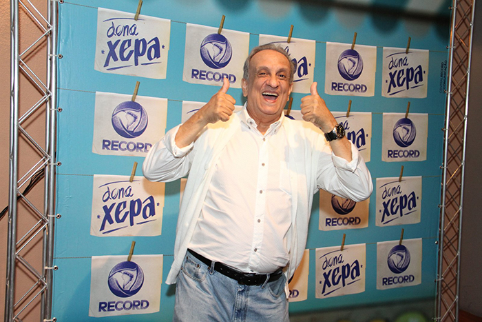 Bemvindo Siqueira na festa de Dona Xepa