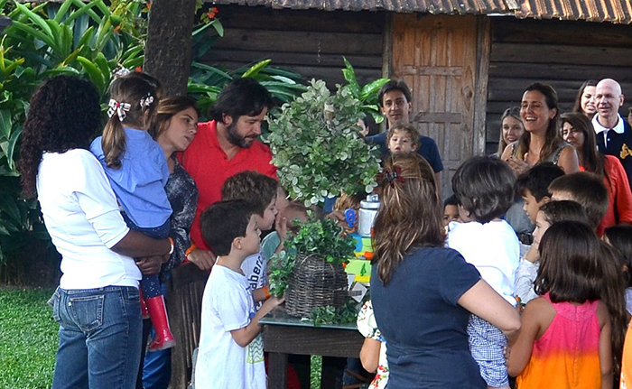 Murilo Benício e Giovanna Antonelli festejam aniversário do filho Pietro