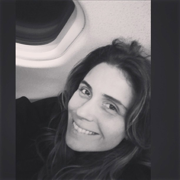 Giovanna Antonelli tira uns dias de descanso e embarca para a Itália