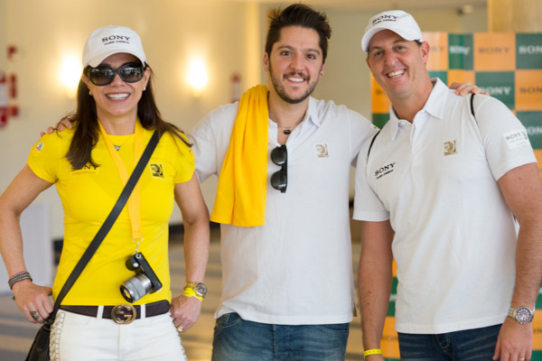 Débora Nascimento e José Loretto curtem pré-jogo em hotel de Brasília