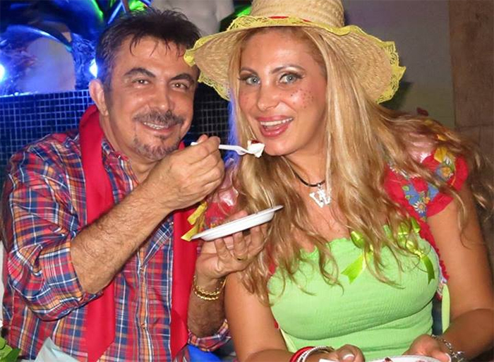 Angela Bismarchi faz festa junina para aniversário do maridão