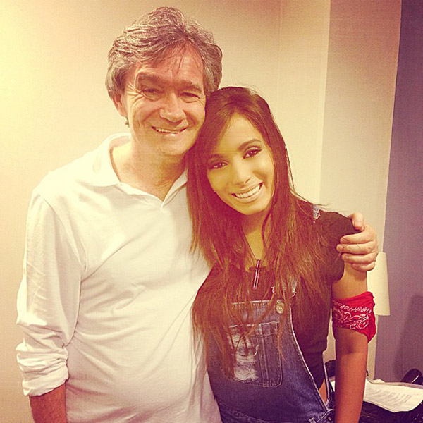 Anitta grava com Serginho Groisman