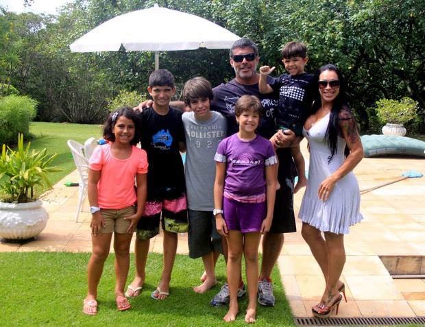  Alexandre Frota curte férias com a família