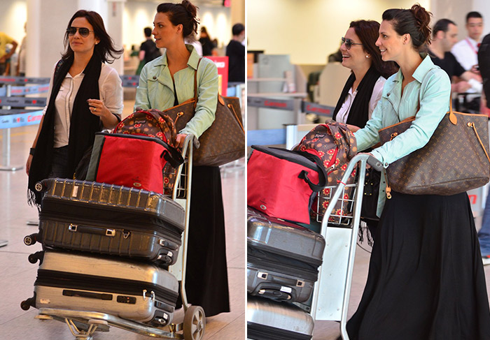 Juliana Knust e Camila Rodrigues embarcam juntas em aeroporto carioca