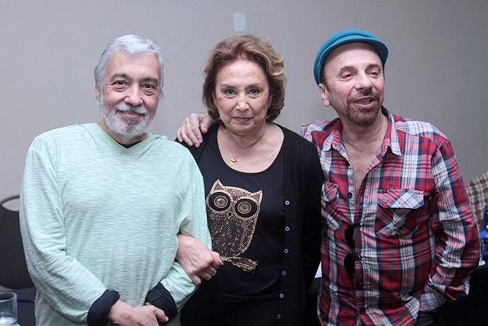 Eva Wilma e grande elenco apresentam novo espetáculo teatral