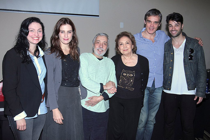 Eva Wilma e grande elenco apresentam novo espetáculo teatral