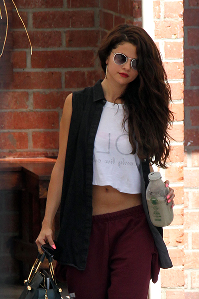Selena Gomez quer mais privacidade em seu relacionamento com Justin Bieber