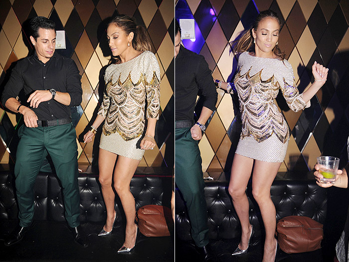 Jennifer Lopez se esbalda em festa de premiação