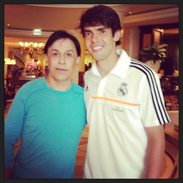 Tom Cavalcante posta foto ao lado de Kaká