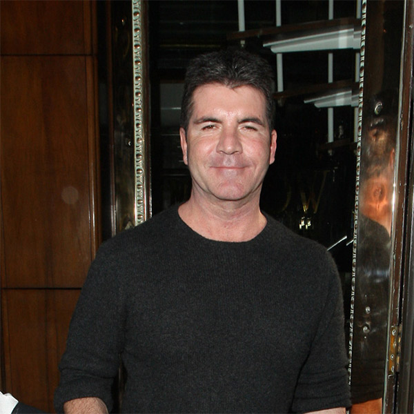 Simon Cowell não vai chamar os juízes de X Factor para seu iate