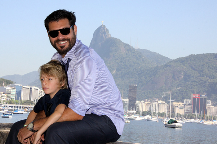 Thiago Lacerda vai com a família ao casamento de Leonardo Franco