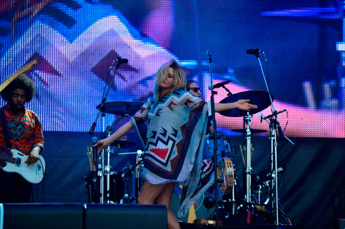 Rock In Rio 2013: Grace Potter quase mostra demais em show no Palco Sunset