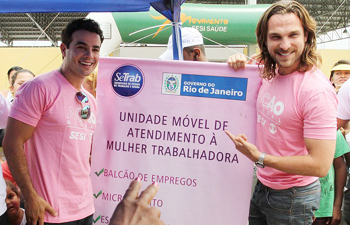 Evento Feminino no Rio de Janeiro leva atores até comunidade