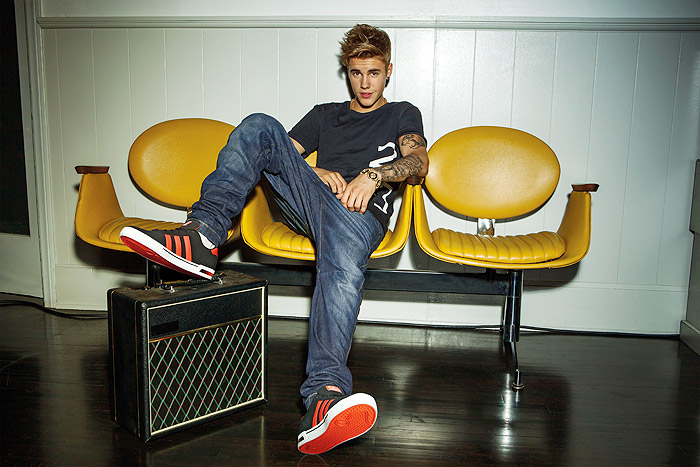 Justin Bieber fotografa para a nova campanha da Adidas NEO