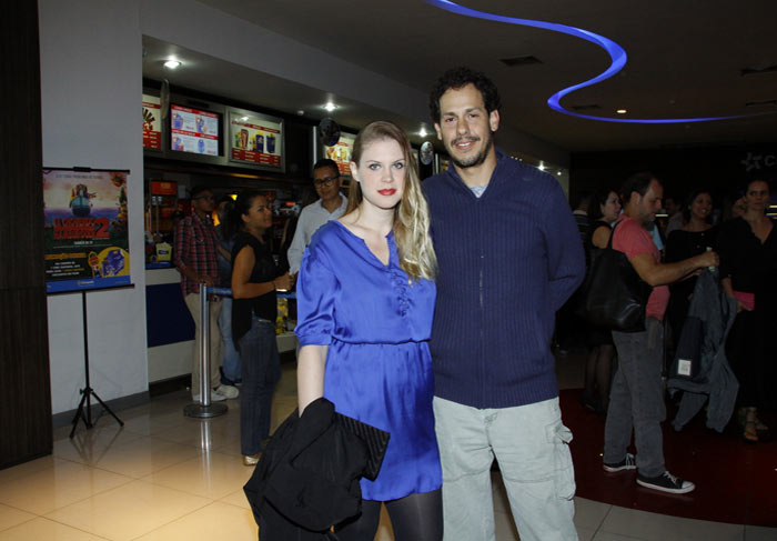 Carolinie Figueiredo com Guga Coelho