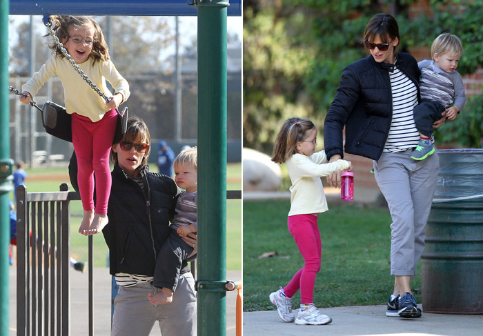 Jennifer Garner se diverte com os filhos em parquinho na Califórnia