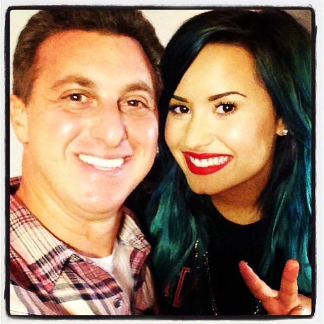 Luciano Huck entrevista Demi Lovato